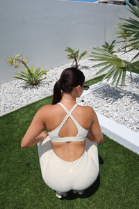 Base Contour Crop Sand Stone